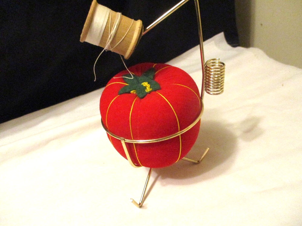 Large Sewing Tomato and Caddy Japan