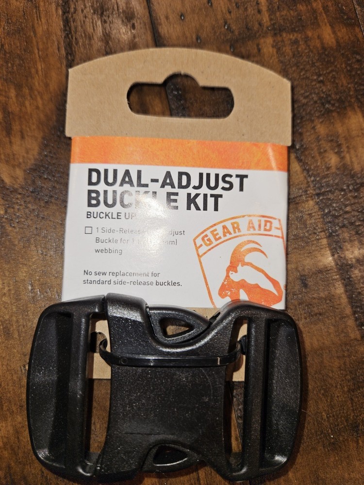 GEAR AID Dual Adjust Buckle, 1.5" - Black (615