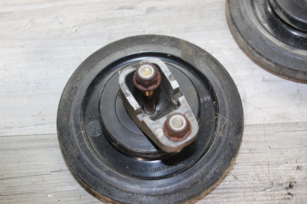 2001 Ski-doo Summit 800 Track Wheel Idler Guide