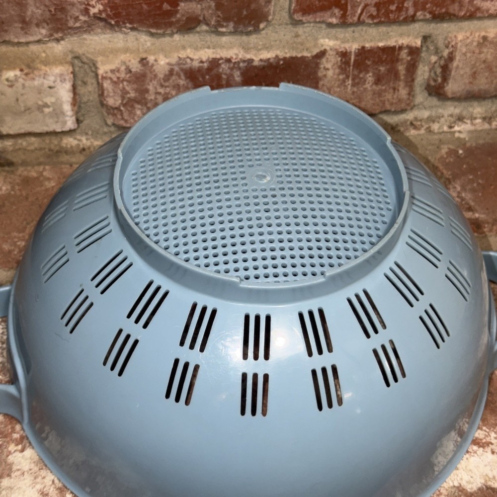 Vintage MCM Large BLUe Colander Strainer Kamenstein