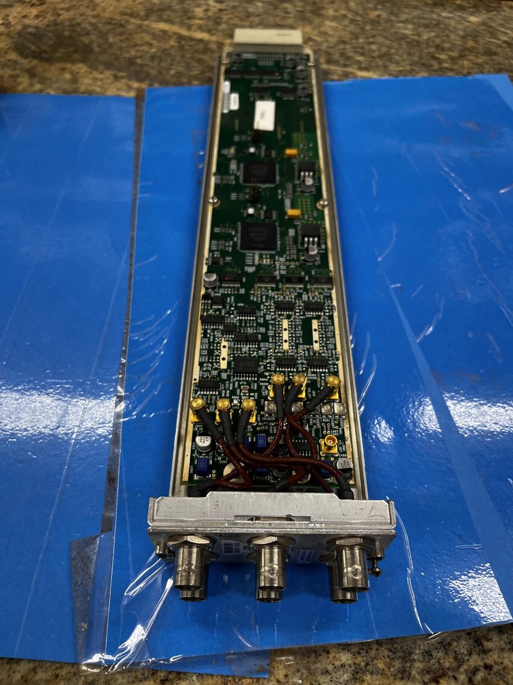 1ab  Tektronix AGL7 Genlock Module