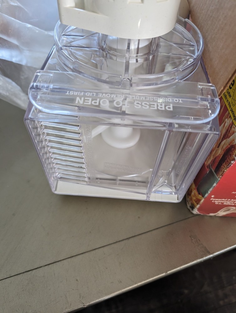 Ronco Ron Popeil P400 Automatic Pasta Maker - Open Box! Salton