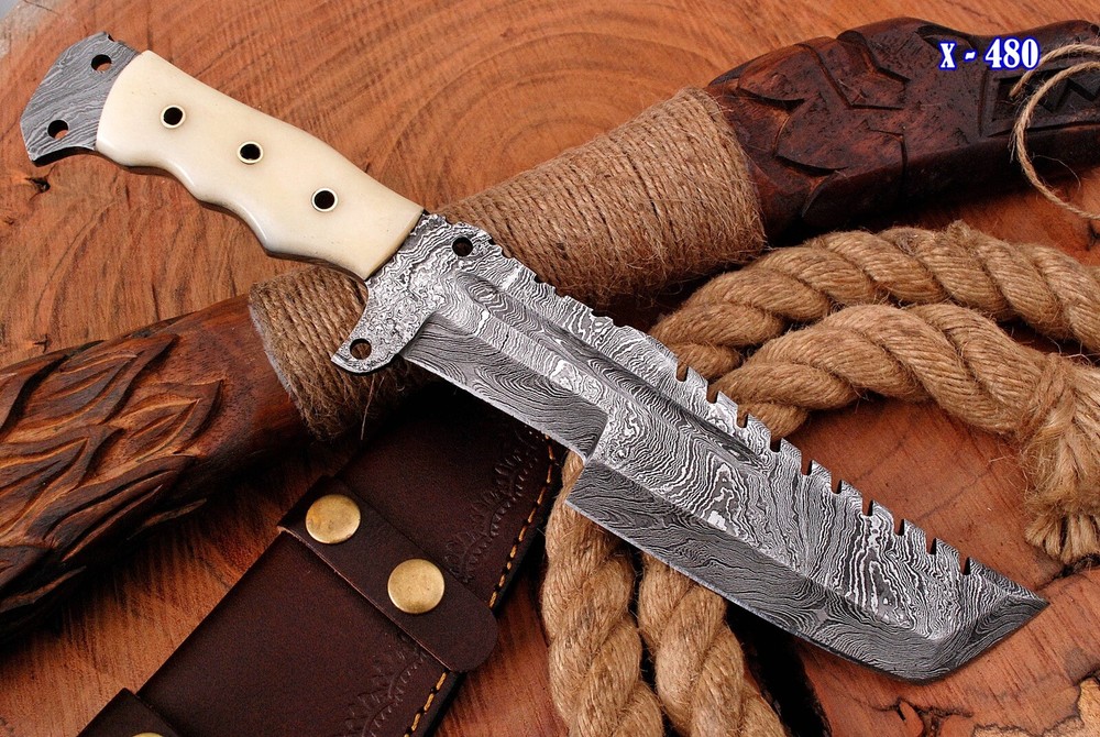 TACTICAL SURVIVAL Hunting FIXED BLADE DAMASCUS KNIFE TRACKER Camel Bone Handle