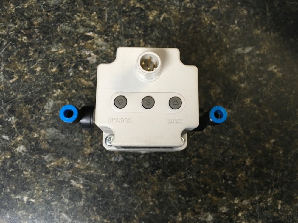 SMC ITV2050-03F3CN3 ElectroPneumatic Regulator