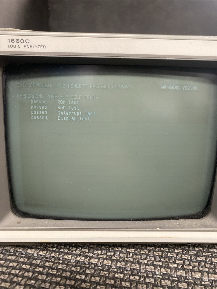 Hewlett Packard 1660C Logic Analyzer Powers On. Read Description !!!!