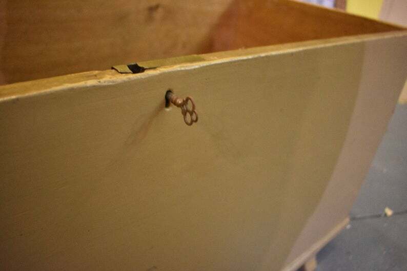 Antique 1800’s 6 Board Primitive Blanket Chest