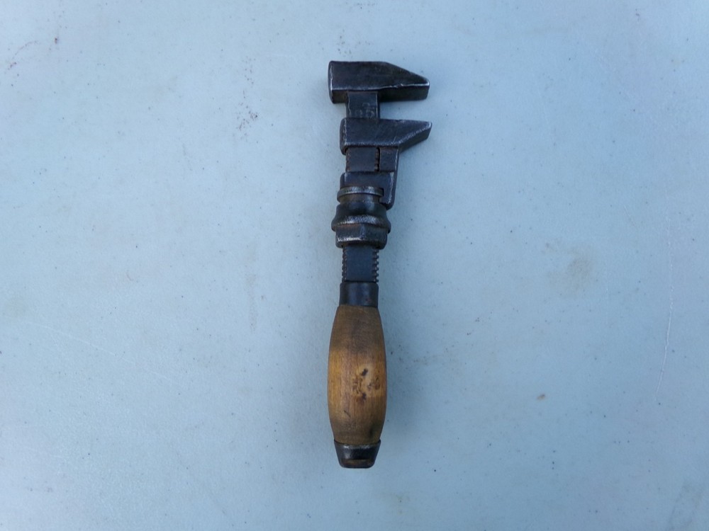 Pipe Wrench 6 3/4" Adjustable Wooden Handle Vintage Tool
