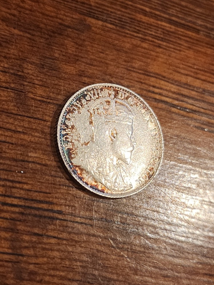 1904 Canada 5 Cents Silver Coin