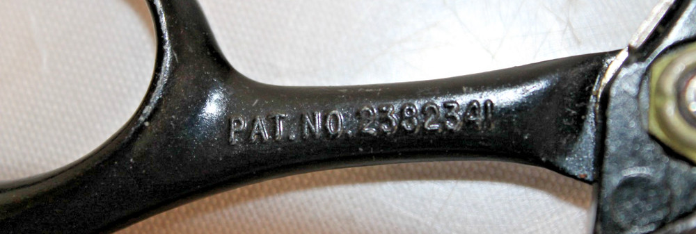 1950's Change-A-Blade Pinker Scissors