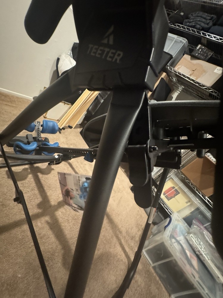 Teeter Hang UPS EP-560 Inversion Table With Back Pain Relief Kit