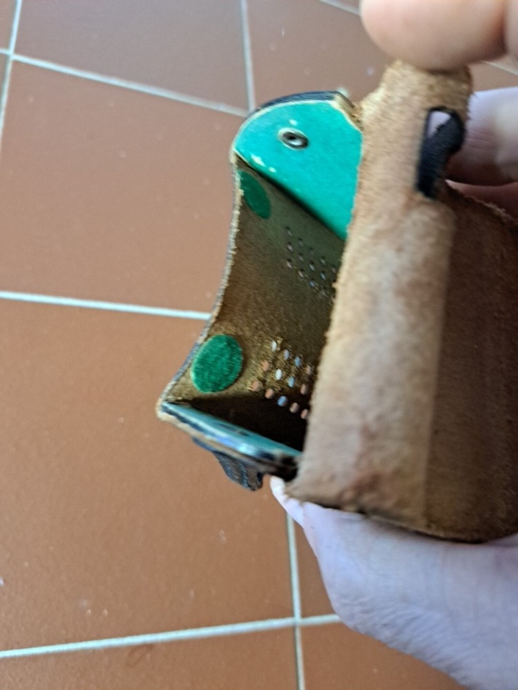 Vintage Hato Hasi Transistor Radio Leather Case.