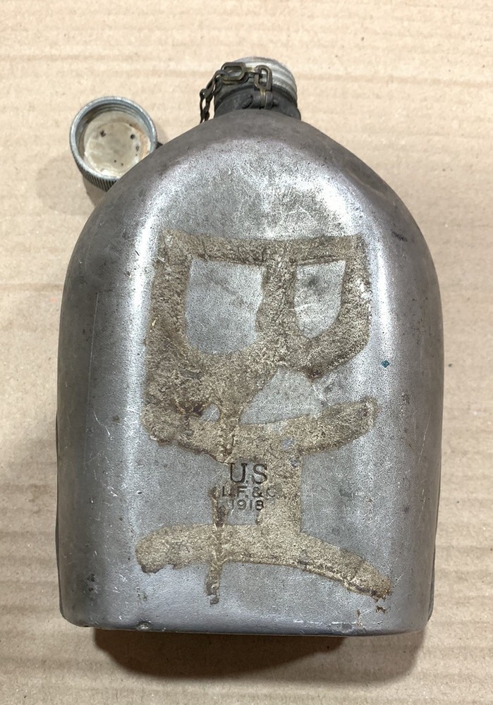 Original WWI US Military Canteen 1918 Dated