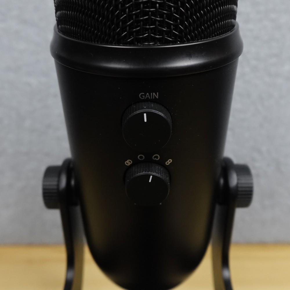 Blue Yeti USB Condenser Microphone Black 888-000527
