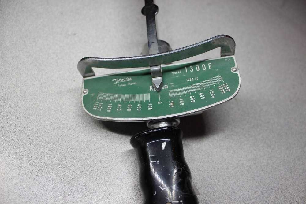 Tohnichi Torque Beam Wrench 1300F