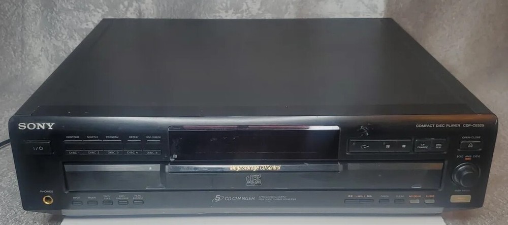 Sony CDP-CE525 5 Disc CD Player Powers On No Remote