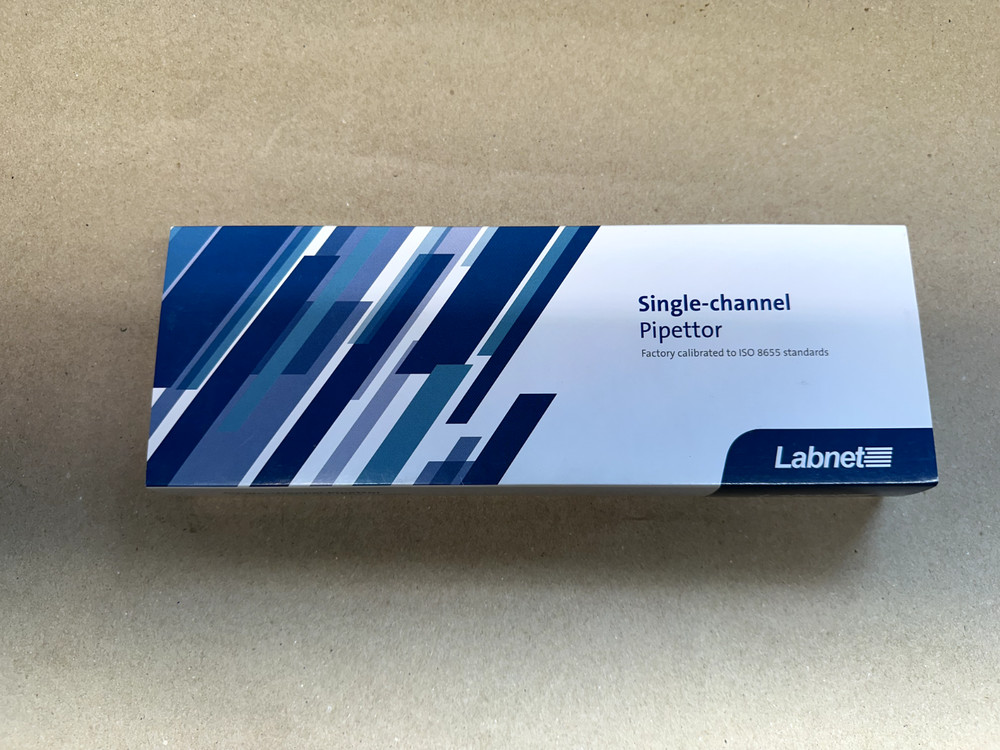 Labnet BioPette Plus 2-20uL Autoclavable Adjustable Micropipette