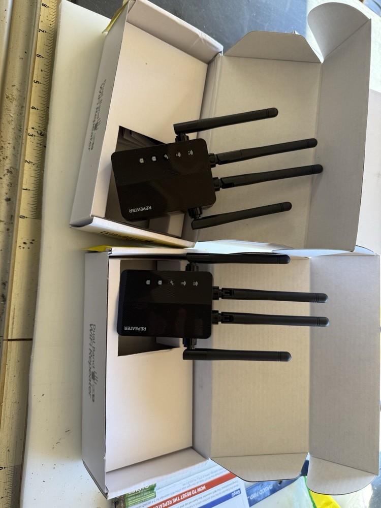 AOOEPU WiFi RangeExtender Signal Booster