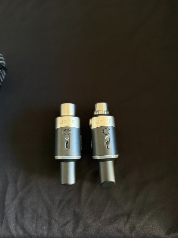 JOYO 5.8GHz Microphone Wireless System Transmitter & Receiver 4 Channels Dynamic