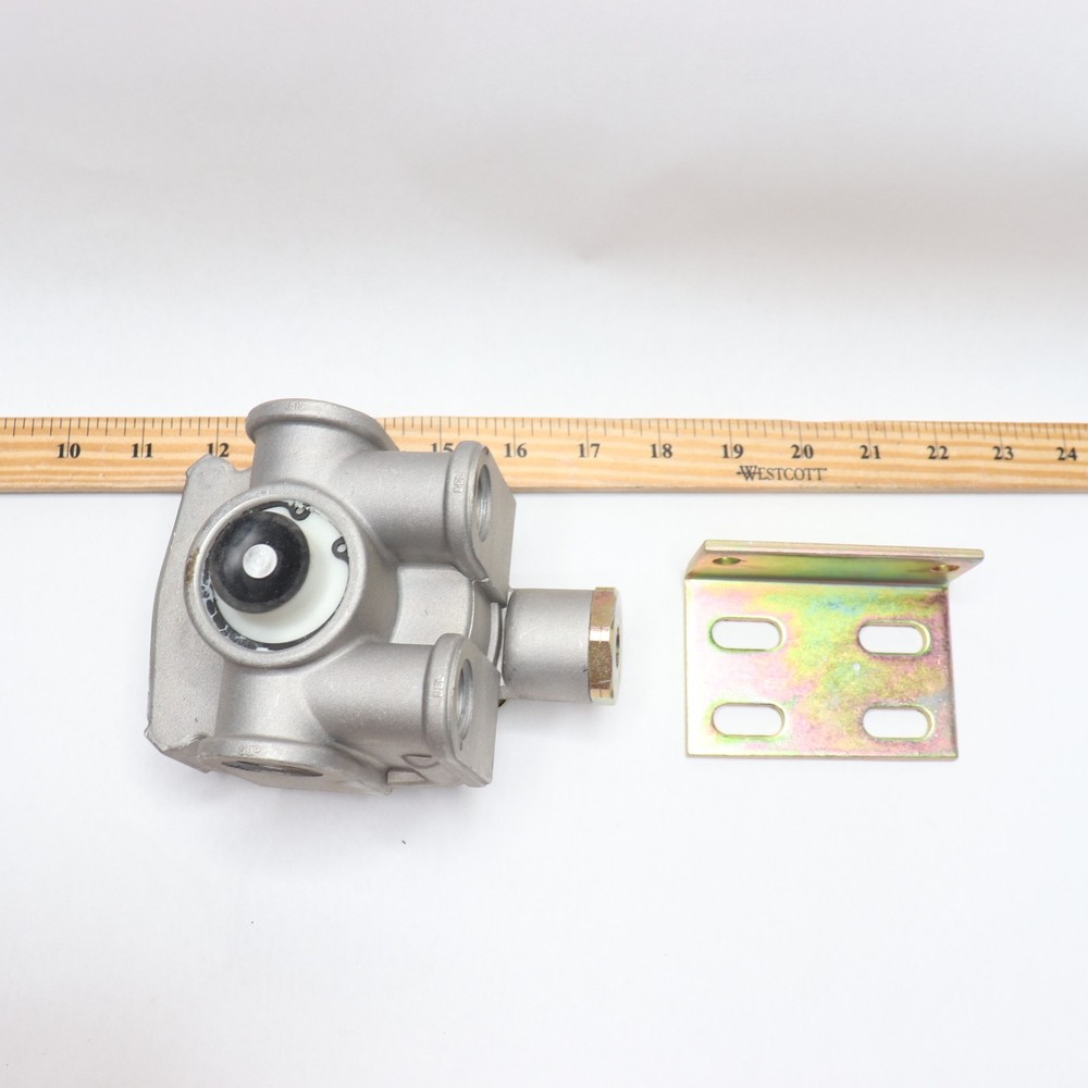 Brake Valve 7700024