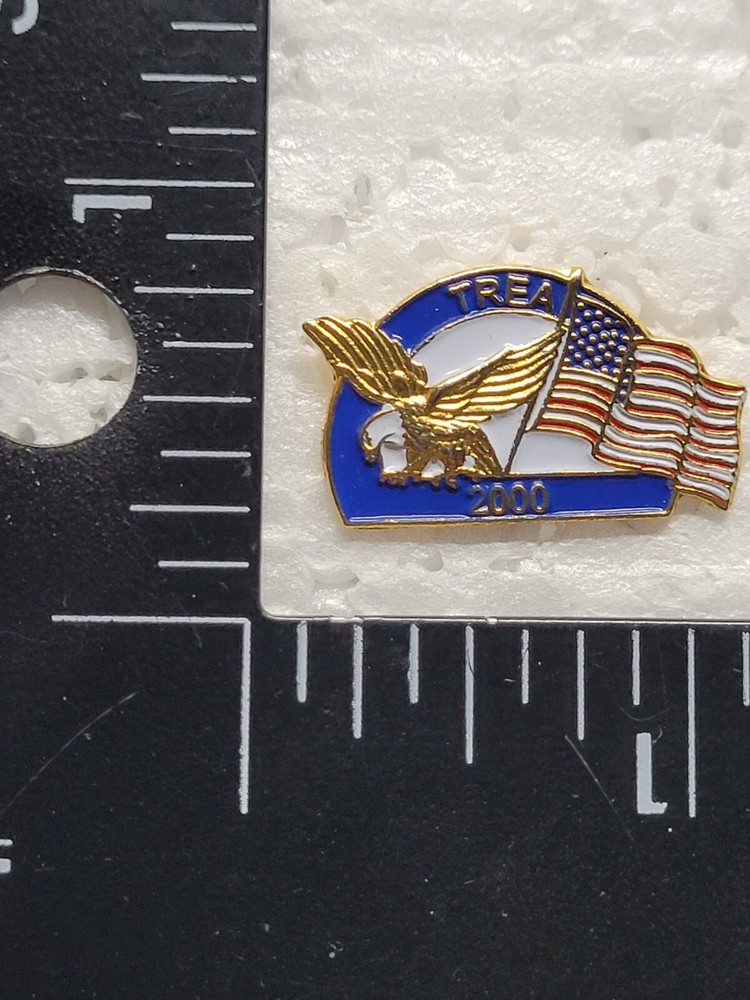 TREA 2000 HAT LAPEL PIN PIN BACK USED (L1232)