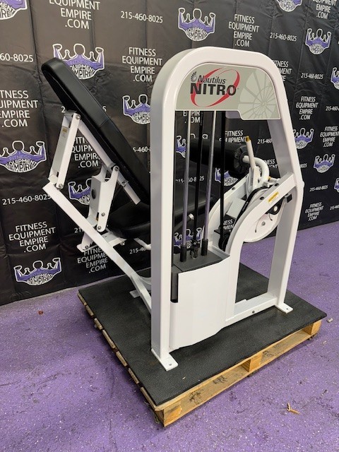 Nautilus Nitro Seated Leg Curl