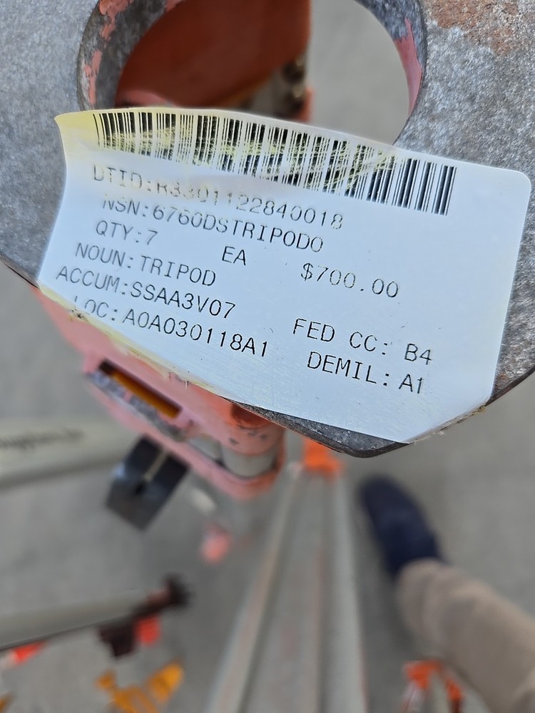 ALUMINUM SURVEY ENGINEERING TRANSIT TRIPOD 5 Each