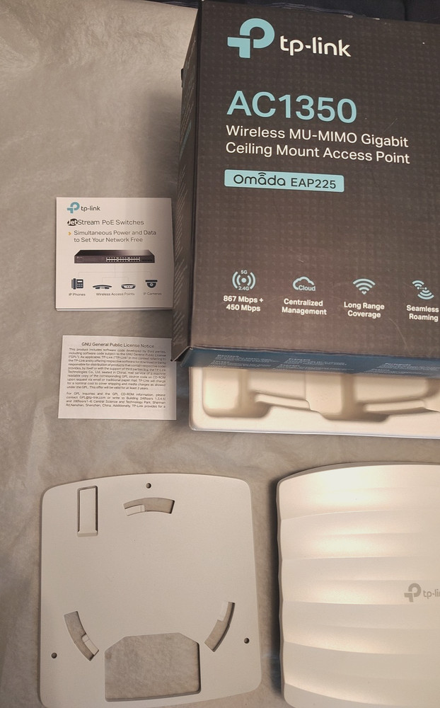 TP-Link AC1350 (EAP225) Wireless MU-MIMO Gigabit Ceiling Mount Access Point v3.8