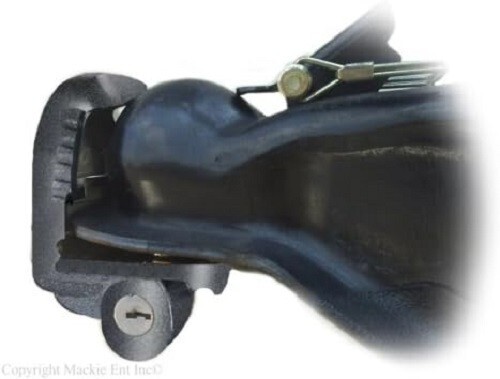 Master Lock - (3) Keyed Alike Universal Trailer Coupler Locks