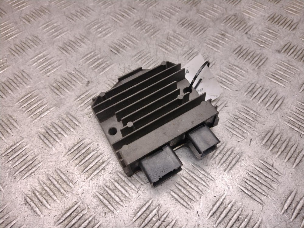 2010 HONDA CB1000R Regulator Recitfier