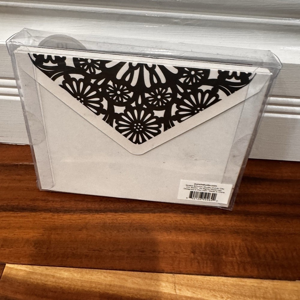 PUNCH STUDIO 10 BOXED NOTE CARDS ENVELOPE BLACK WHITE LASER CUT NEW