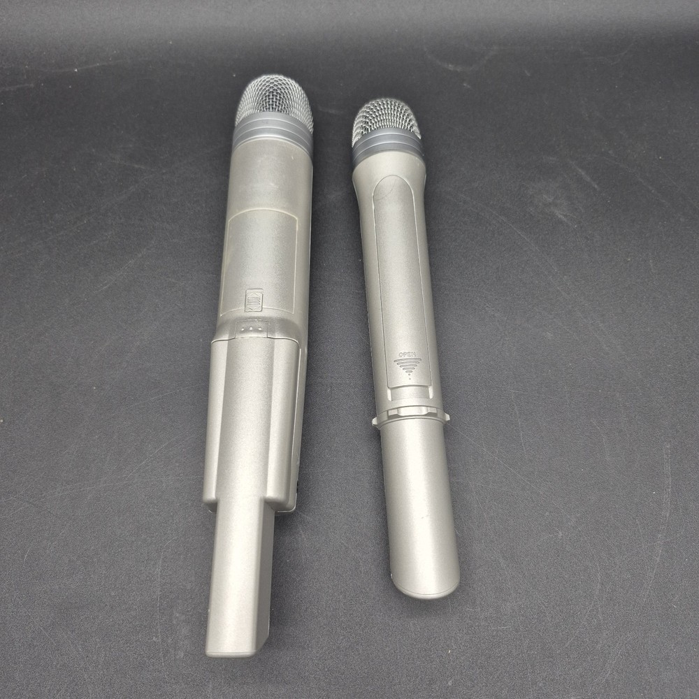 Magic Sing II Enter-Tech Karaoke Microphone System w/ 2 Mics + Songs Tested