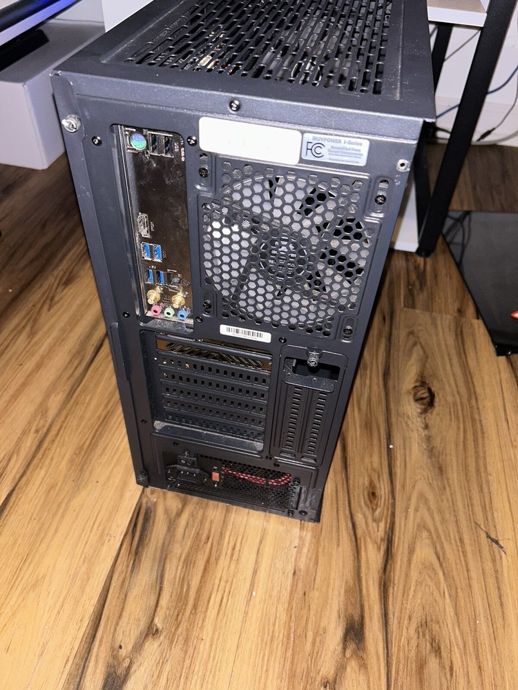 gaming computer desktop pc
