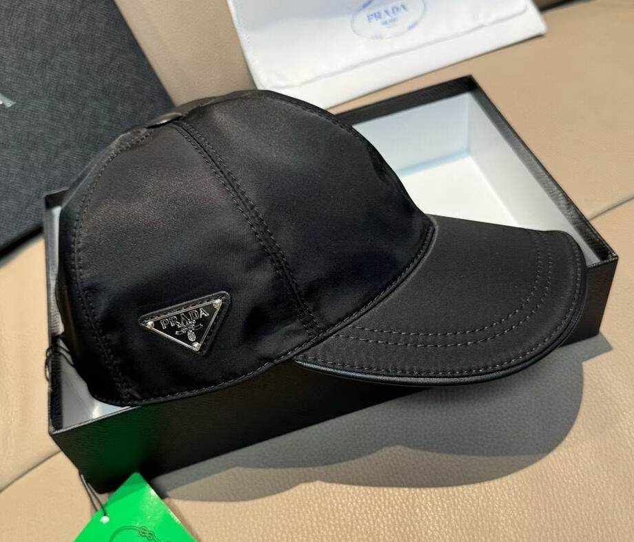 Prada Black Nylon baseball cap -  Classics logo design | adjustable size | Gift