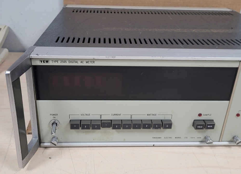 VINTAGE! Yew Digital AC Meter 2505 W/Yew Input Module 2514-47 (POWERS ON)