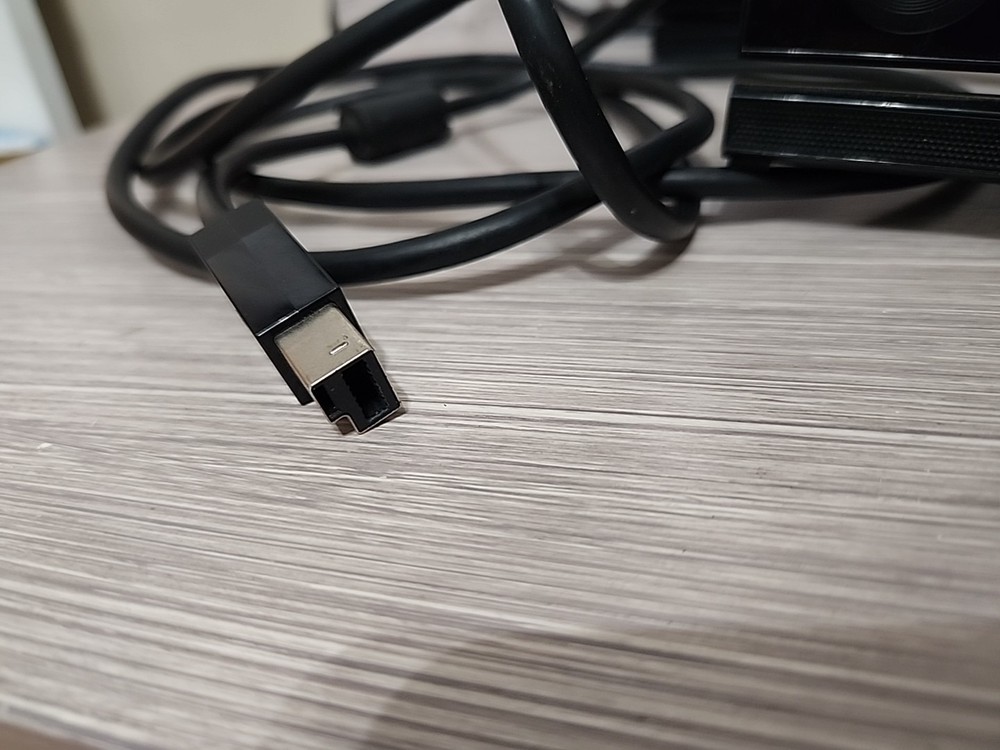 Microsoft Xbox One Kinect Sensor - Black Model 1520 *1 Sensor Only*