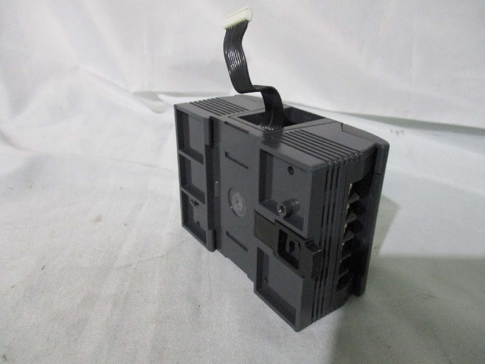 KEYENCE KV-E16X PLC with Built-in Display Function USED #8