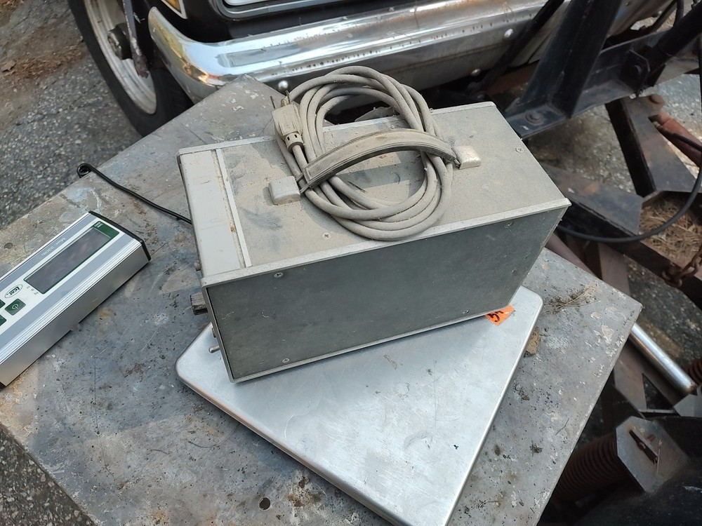 HP Model 400 El AC Voltmeter Nice Unit