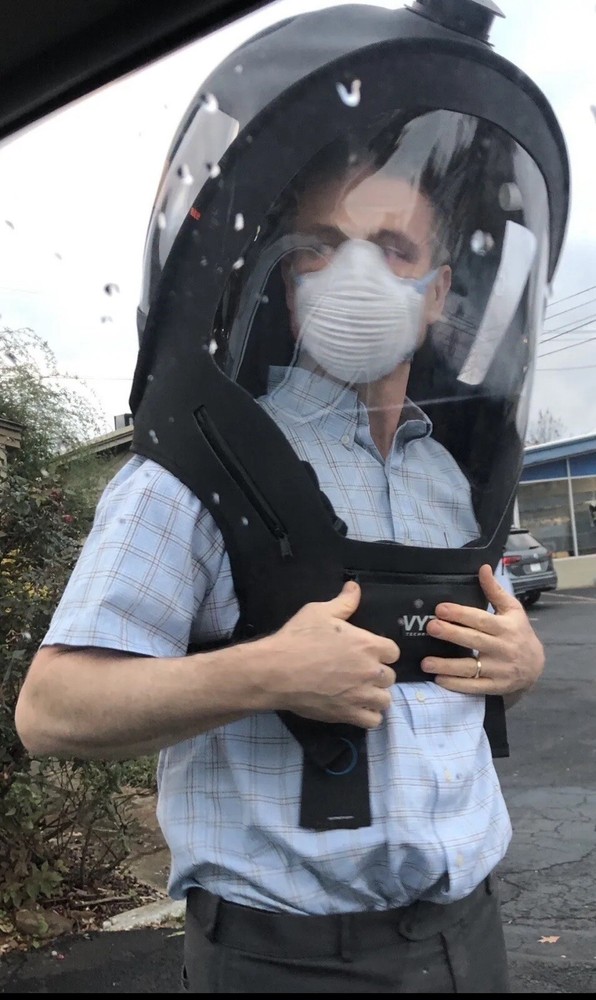 2x VYZR 1.0 Personal Air Purifying Shields