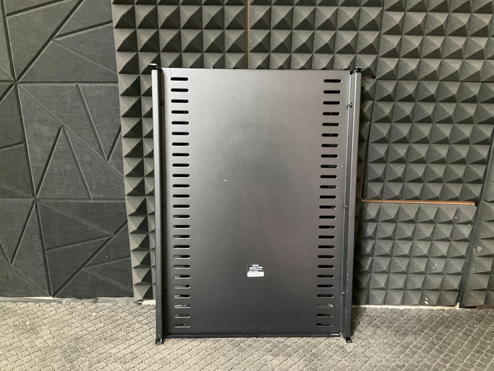 Tripp Lite SmartRack Fixed Shelf SRSHELF4PHD ❤️️ ✅ ❤️️ NEW OPEN BOX! ❤️️ ✅ ❤️️