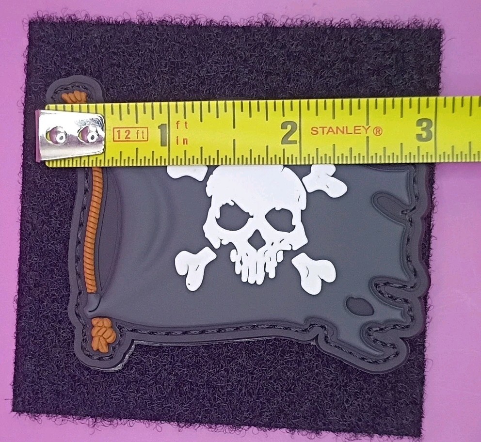 Glow in Dark Pirate Flag PVC Tactical Patch - Skull Crossbones Hook & Loop