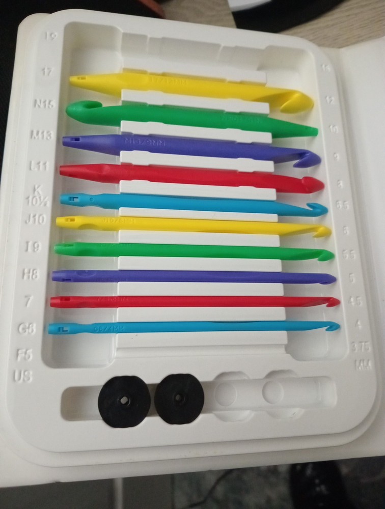 Denise Interchangeable Crochet Hook Set