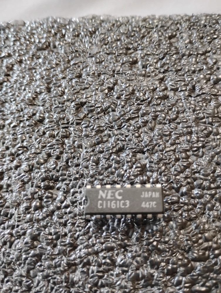 NEC UPC1161C3 FM-PLL-VCO IC