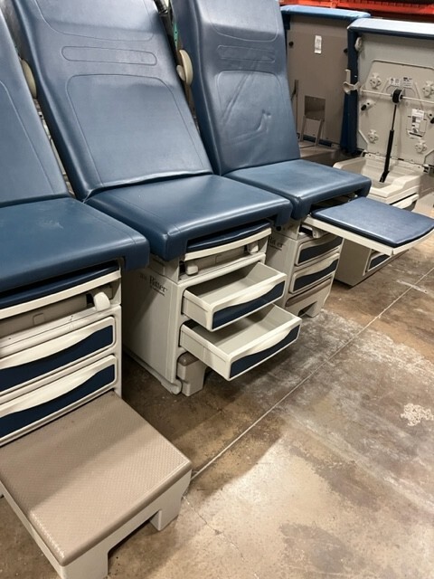 Midmark 204 Exam Tables