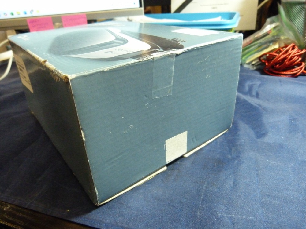 Samsung Gear VR Powered by Oculus - USED ONCE