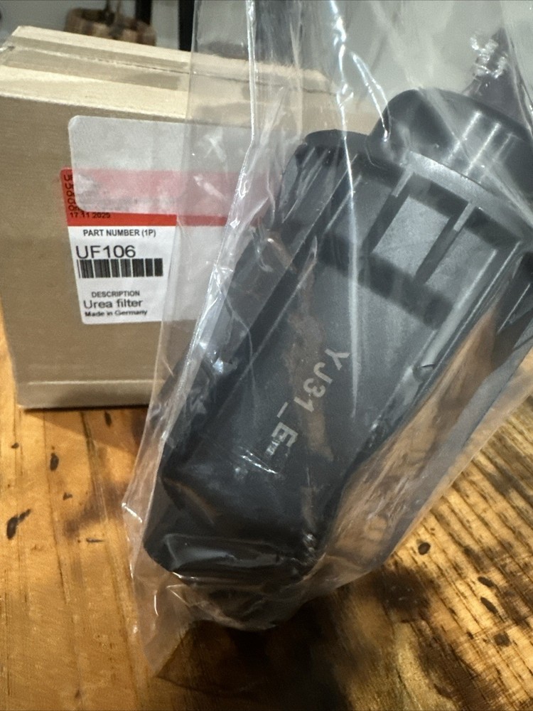 Fleetguard Urea filter MPN UF106 quantity 1- fast shipping