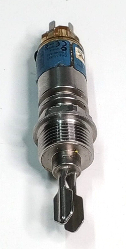 ENDRESS + HAUSER FTL20-062B  LIQUIPHANT LEVEL LIMIT SWITCH