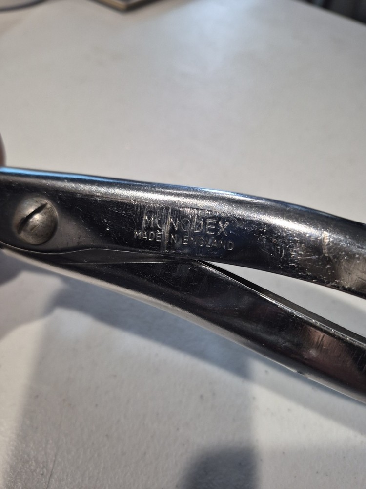 Monodex knibler made in England