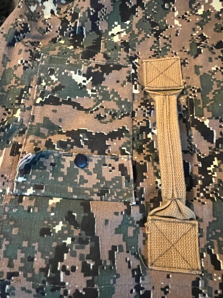 US Military Tall Duffle Bag