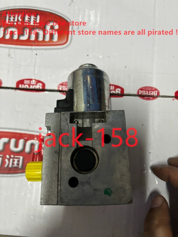 R414002294 BY DHL OR Fedex