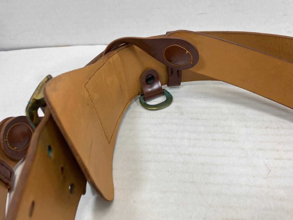 Post WW2 Leather Garrison Belt, 36W NOS